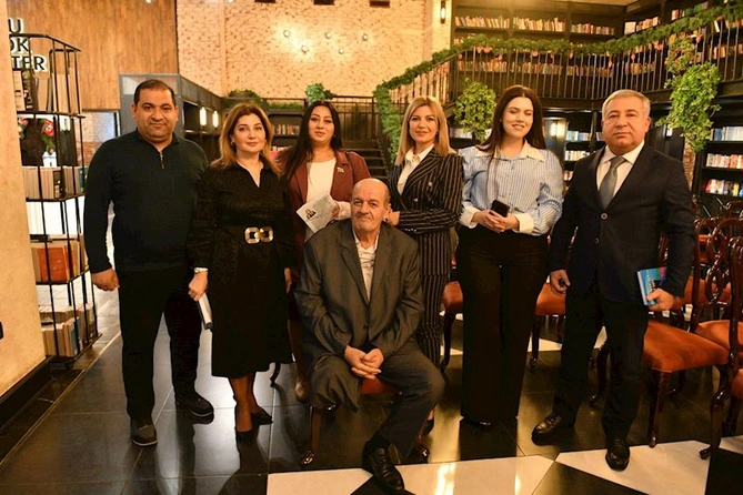 Gülər Coşqunsoyun Prezidentə həsr olunmuş kitablarının təqdimatı keçirildi — FOTOLAR
