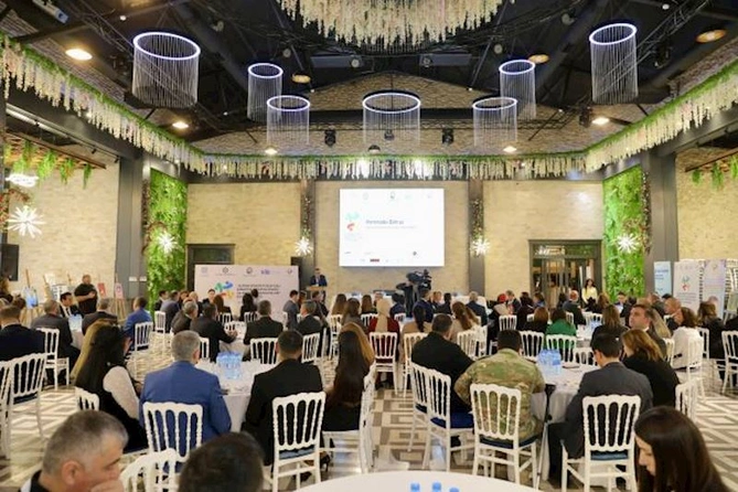 Naxçıvanda “Autizm spektr pozuntusu üzrə etik terapiya modeli və inkişaf strategiyaları” adlı elmi konfrans keçirilib — VİDEO/FOTOLAR