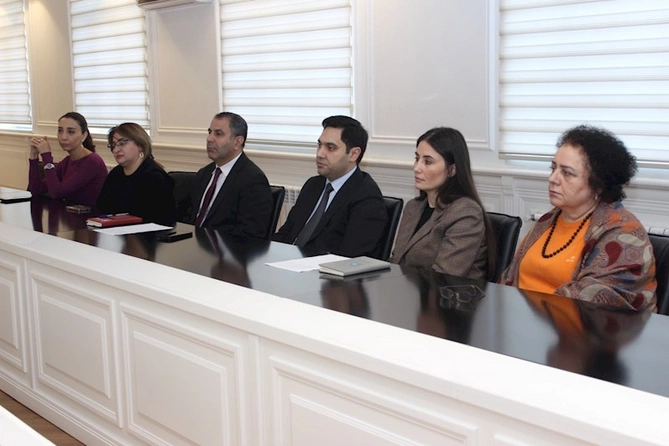 AQC ilə Bakı Avrasiya Universiteti arasında memorandum imzalanıb — FOTOLAR AQC ilə Bakı Avrasiya Universiteti arasında memorandum imzalanıb — FOTOLAR