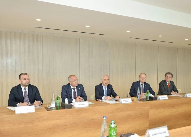 Elm və təhsil naziri türkiyəli rektorlarla görüşüb — FOTOLAR Elm və təhsil naziri türkiyəli rektorlarla görüşüb — FOTOLAR