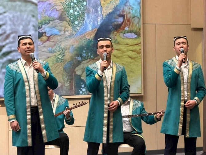 Füzuli şəhərində Özbəkistan Mədəniyyəti Günlərinin bağlanış konserti keçirilib — FOTOLAR