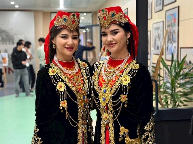 Füzuli şəhərində Özbəkistan Mədəniyyəti Günlərinin bağlanış konserti keçirilib — FOTOLAR