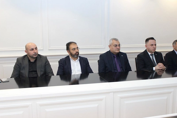 AQC ilə Bakı Avrasiya Universiteti arasında memorandum imzalanıb — FOTOLAR AQC ilə Bakı Avrasiya Universiteti arasında memorandum imzalanıb — FOTOLAR