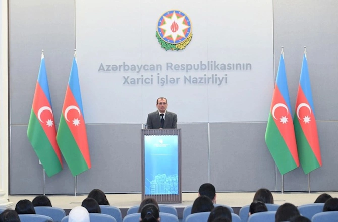 XİN-də Diplomatiya Könüllüləri qrupu ilə ilkin tanışlıq görüşü — FOTOLAR