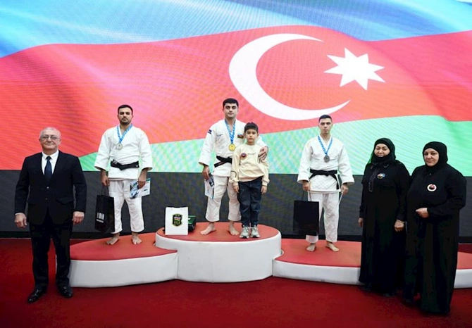 “Antiterror əməliyyatı” şəhidlərinin xatirəsinə həsr olunmuş cüdo çempionatı keçirildi — FOTOLAR