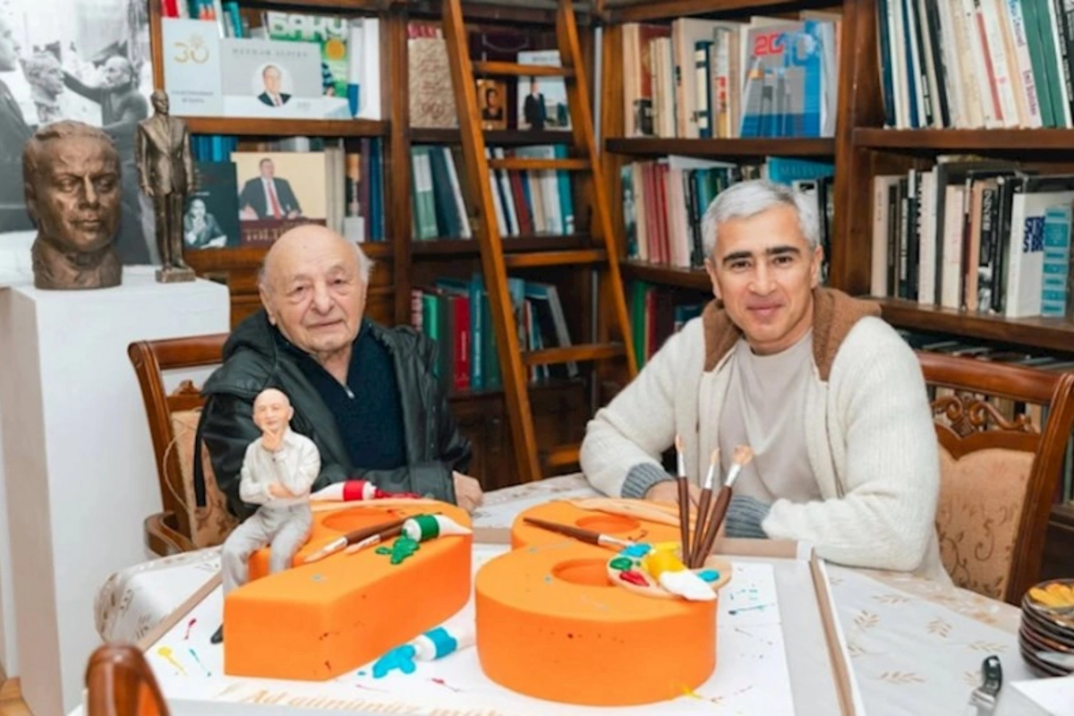 Anar Ələkbərov Ömər Eldarovu evində ziyarət etdi — FOTOLAR