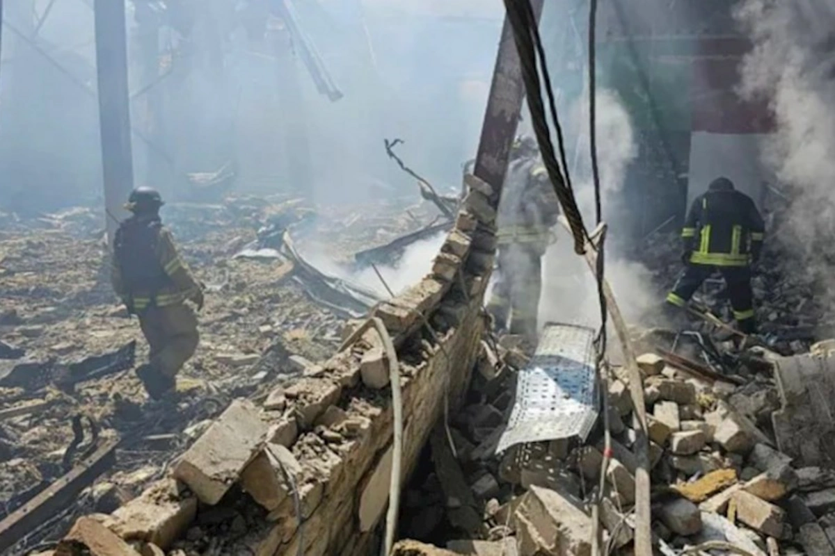 Rusiya Donetsk bölgəsinə zərbələr endirdi — Ölən və yaralılar var