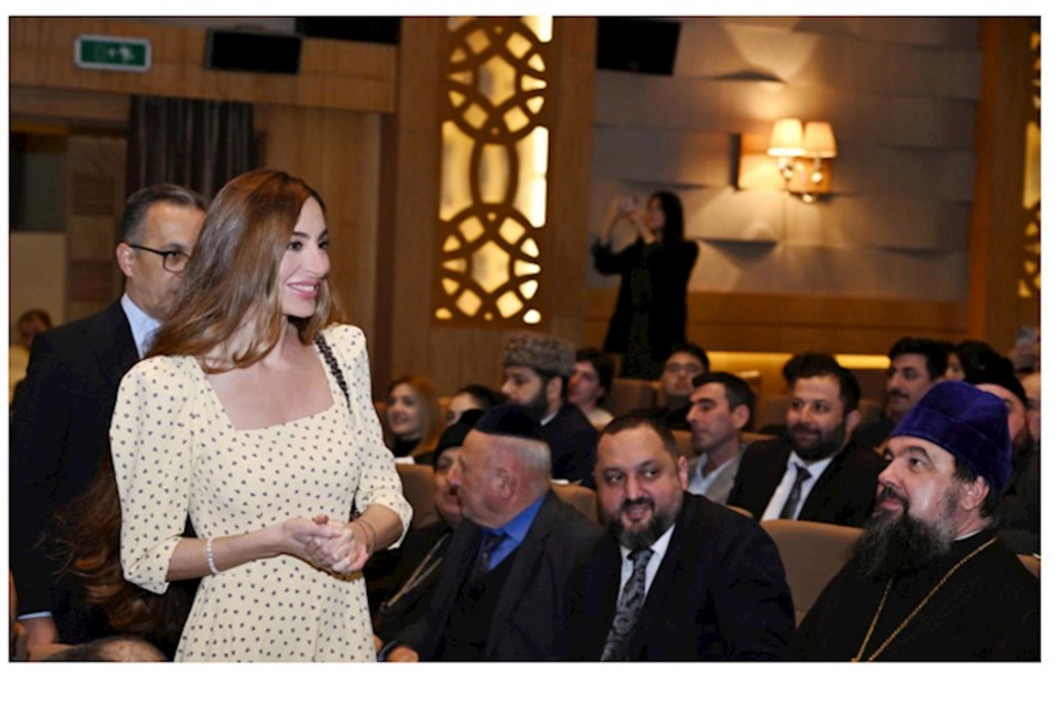Arzu Əliyeva “Harmoniya”nın təqdimatında — FOTOLAR