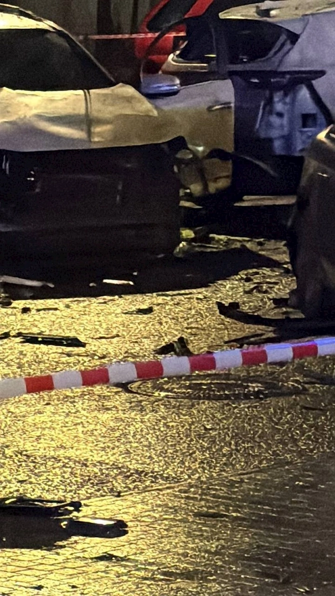 Rusiyada generalın maşını partladıldı — FOTOLAR (YENİLƏNİB)