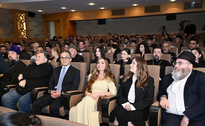 Arzu Əliyeva “Harmoniya”nın təqdimatında — FOTOLAR
