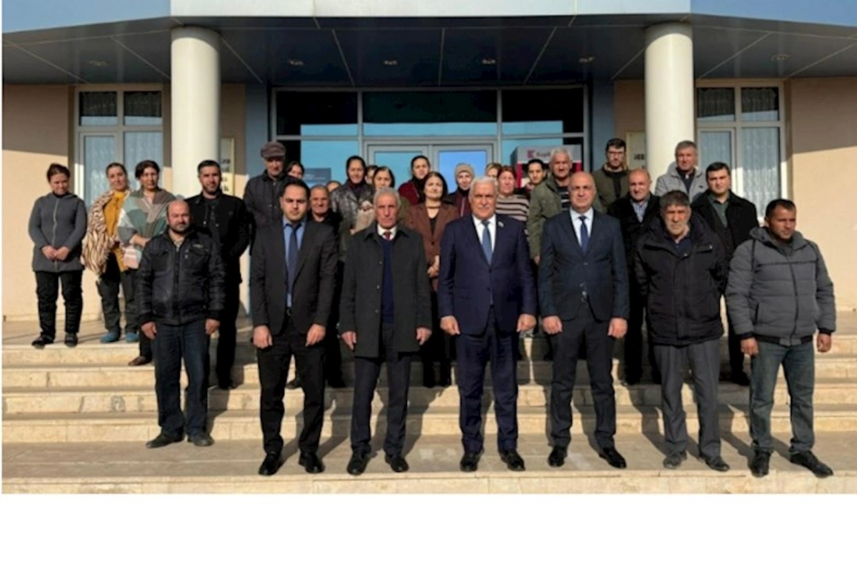 Milli Məclisin deputatı Vüqar Rəhimzadə Culfada seçiciləri ilə növbəti görüşünü keçirib — FOTOLAR