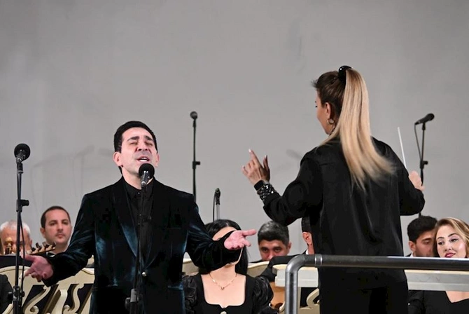 Filarmoniyada Xalq şairi Fikrət Qocanın 90 illiyinə həsr olunan konsert keçirilib— FOTOLAR