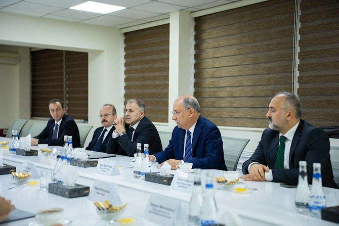 Türkiyə nümayəndə heyəti ilə işgüzar görüş keçirilib — FOTOLAR