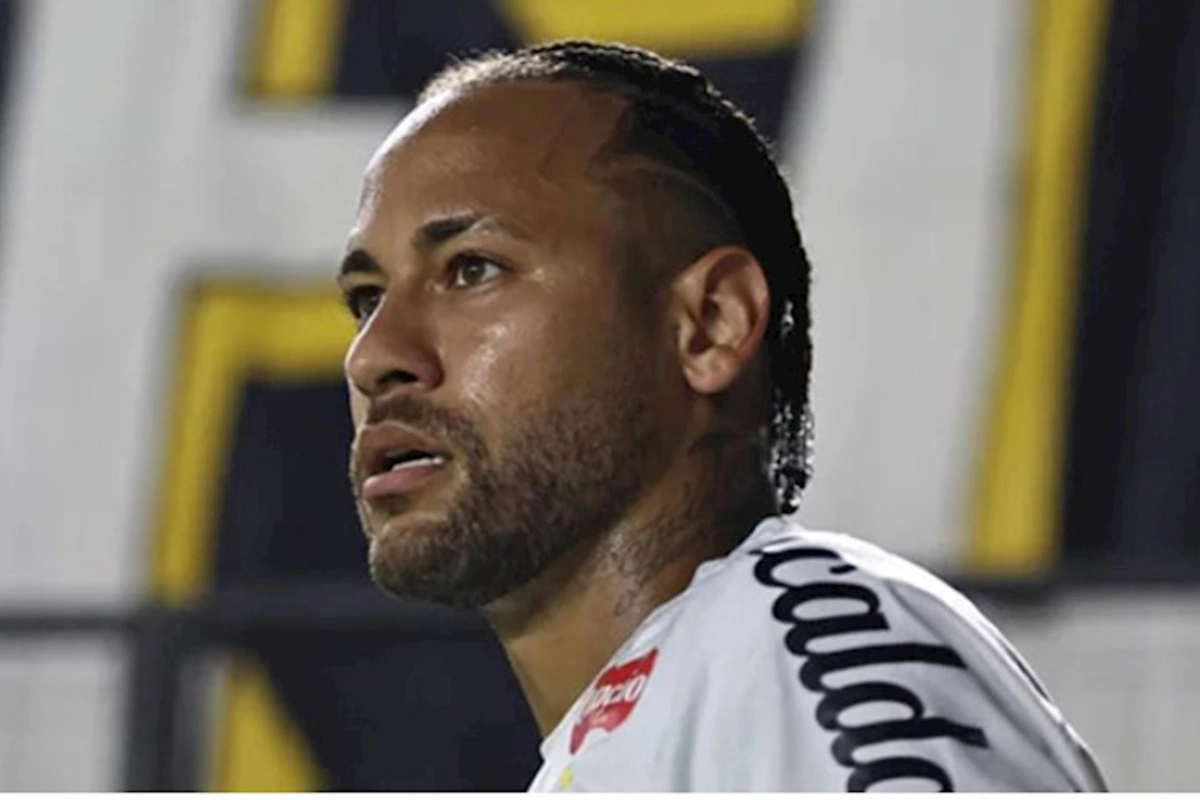 Neymar əməliyyat olundu