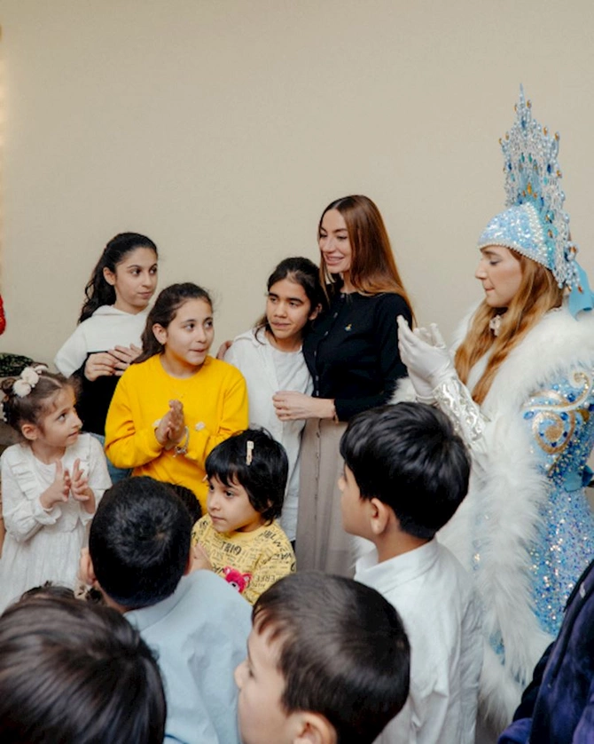 Prezidentin qızları və gəlini “Təmiz Dünya” sığınacağında — FOTOLAR