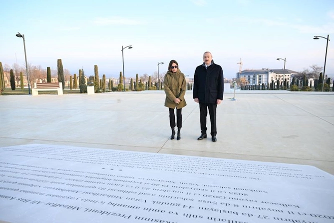 Prezident və birinci xanım Xankəndidə Zəfər parkının açılışında iştirak etdi — FOTOLAR (YENİLƏNİB) Prezident və birinci xanım Xankəndidə Zəfər parkının açılışında iştirak etdi — FOTOLAR (YENİLƏNİB)