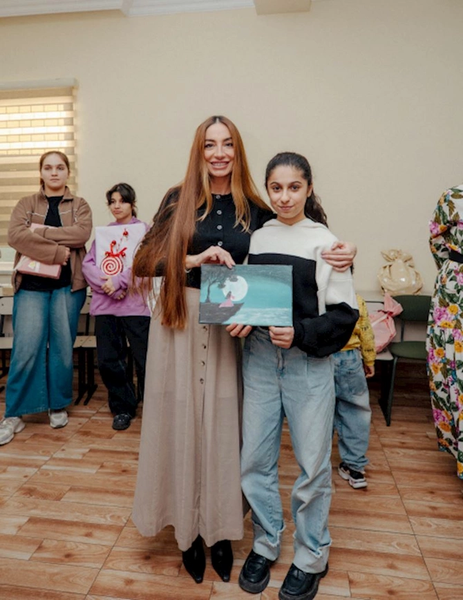 Prezidentin qızları və gəlini “Təmiz Dünya” sığınacağında — FOTOLAR