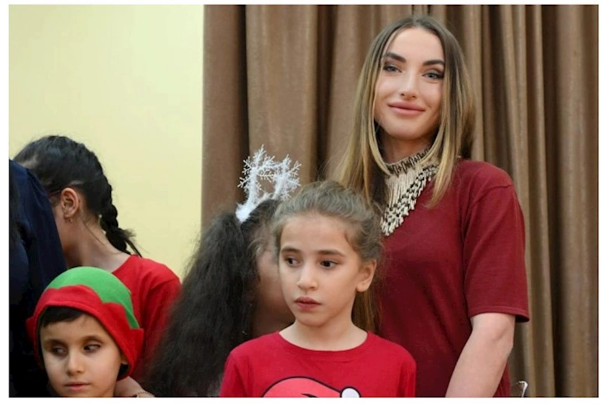 Alyona Əliyeva 5 nömrəli xüsusi internat məktəbindən paylaşım edib — FOTOLAR
