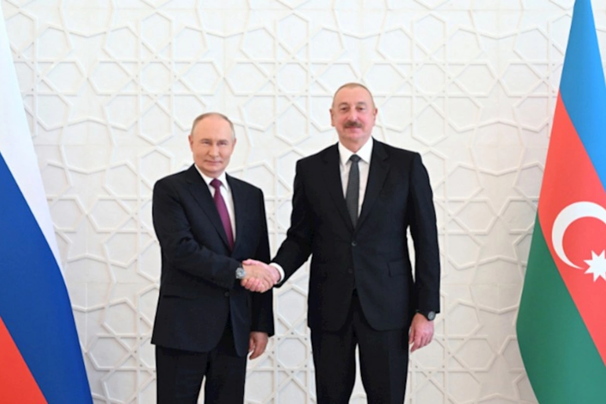 Vladimir Putin İlham Əliyevi təbrik etdi