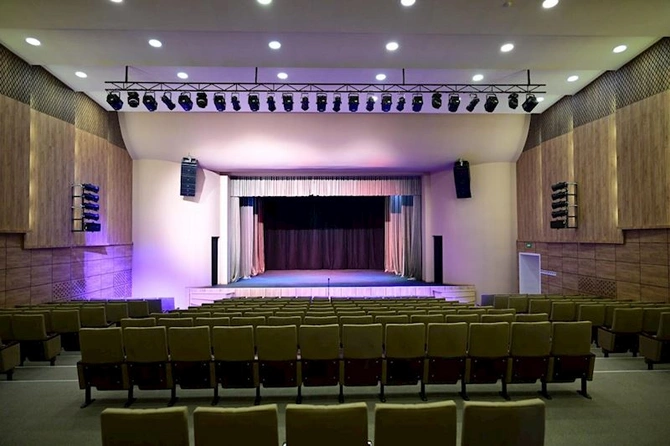 İrəvan Dövlət Azərbaycan Dram Teatrının binası istifadəyə verildi — FOTOLAR
