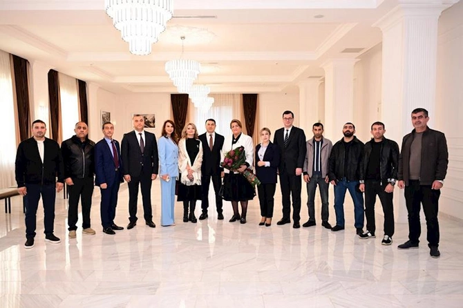 İrəvan Dövlət Azərbaycan Dram Teatrının binası istifadəyə verildi — FOTOLAR