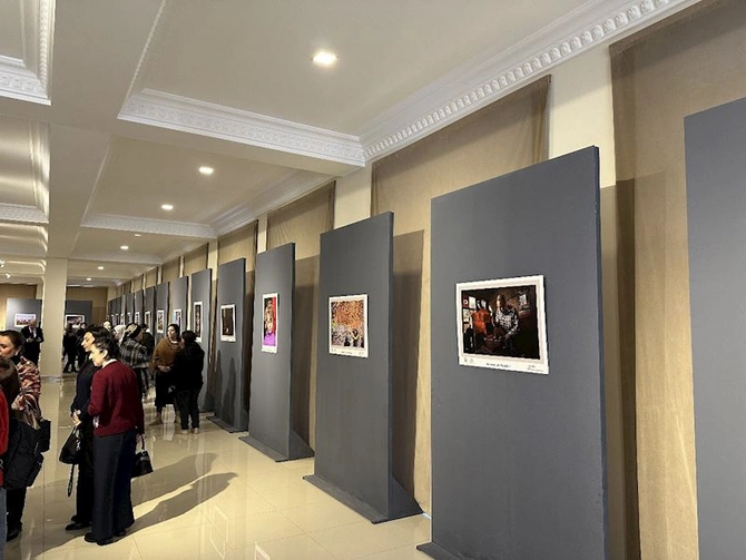 Gəncədə Həmrəyliyin rəngləri adlı sərgi açılıb — FOTOLAR