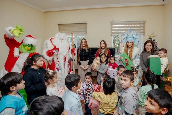 Prezidentin qızları və gəlini “Təmiz Dünya” sığınacağında — FOTOLAR