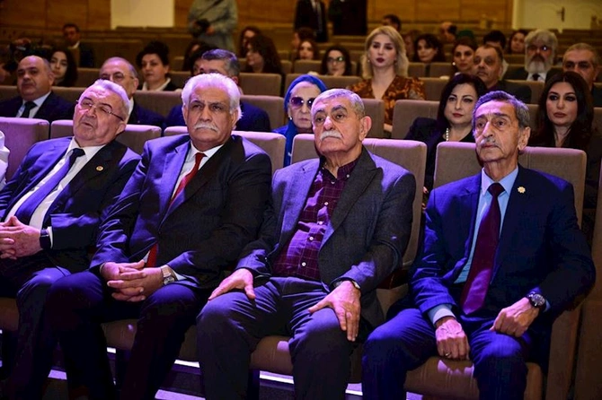 İrəvan Dövlət Azərbaycan Dram Teatrının binası istifadəyə verildi — FOTOLAR
