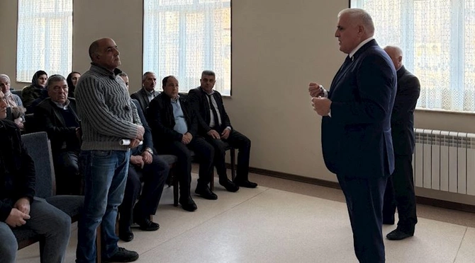 Milli Məclisin deputatı Vüqar Rəhimzadə Ordubadda seçiciləri ilə növbəti görüşünü keçirib — FOTOLAR