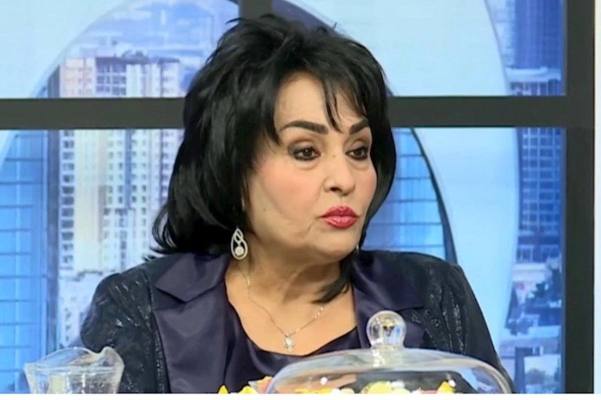 Artıq istəmirəm mənə sənətkar desinlər
