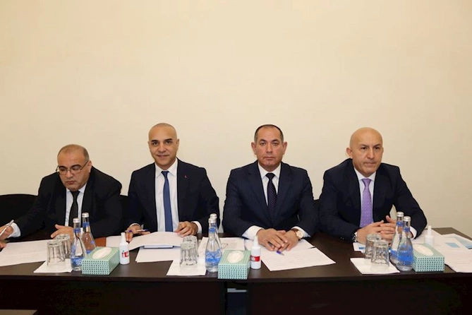 Azərbaycan Dövlət Su Ehtiyatları Agentliyinin sədri Masallıda vətəndaşlarla görüşüb — FOTOLAR Azərbaycan Dövlət Su Ehtiyatları Agentliyinin sədri Masallıda vətəndaşlarla görüşüb — FOTOLAR