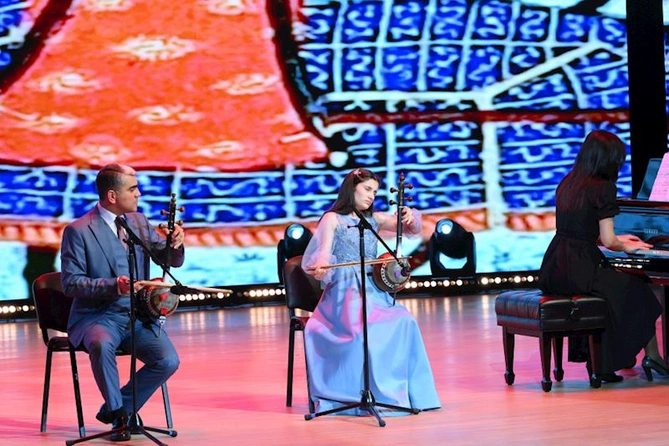 Leyla Əliyeva və Alyona Əliyeva mükafatlandırma mərasimində iştirak ediblər — FOTOLAR