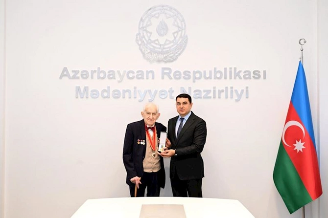 Mədəniyyət xadimlərinə dövlət təltifləri təqdim olundu — FOTOLAR