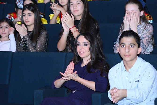 Leyla Əliyeva və Alyona Əliyeva mükafatlandırma mərasimində iştirak ediblər — FOTOLAR