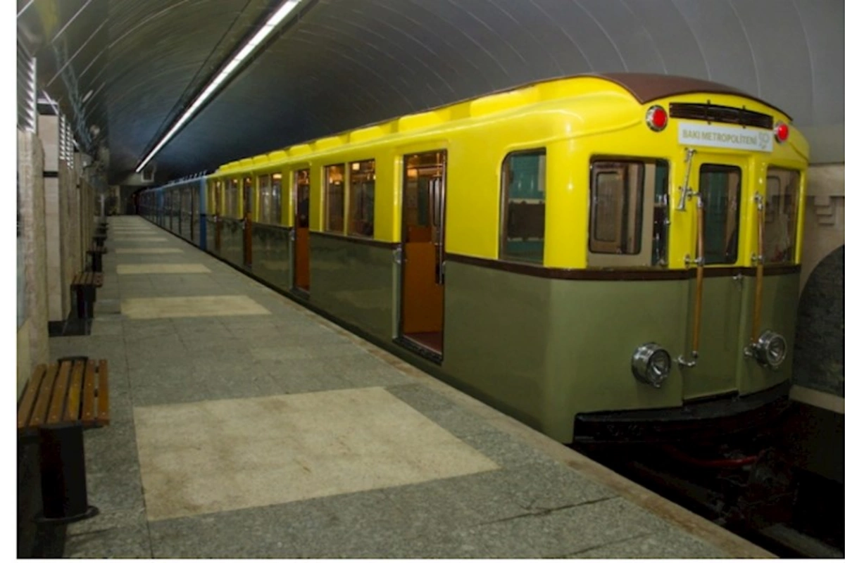 Metroda retro vaqonlar nümayiş olunacaq