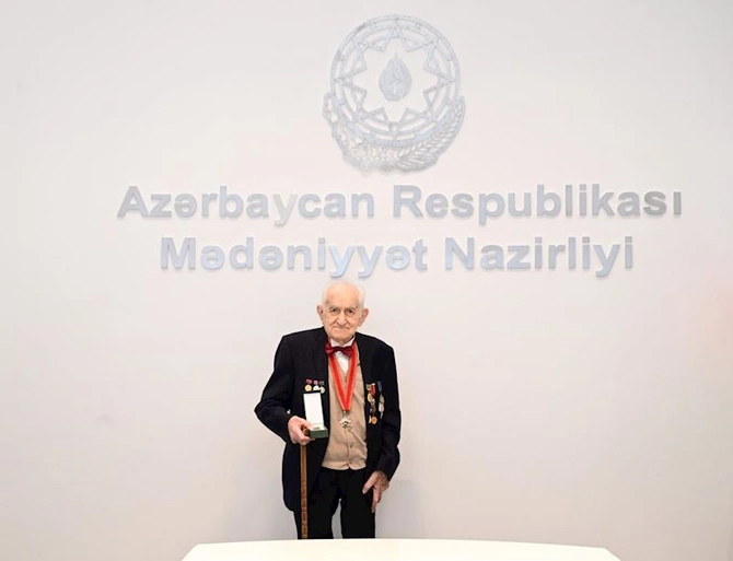 Mədəniyyət xadimlərinə dövlət təltifləri təqdim olundu — FOTOLAR