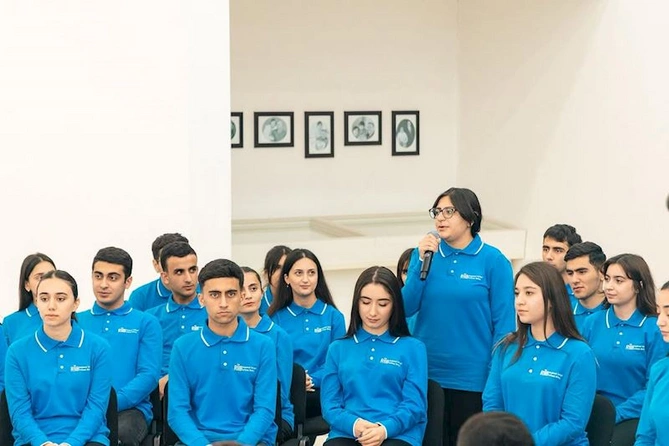 Hacıqabulda RİİB könüllüləri ilə görüş keçirildi — FOTOLAR Hacıqabulda RİİB könüllüləri ilə görüş keçirildi — FOTOLAR