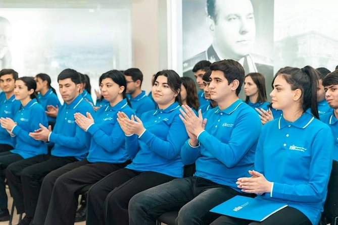 Hacıqabulda RİİB könüllüləri ilə görüş keçirildi — FOTOLAR Hacıqabulda RİİB könüllüləri ilə görüş keçirildi — FOTOLAR