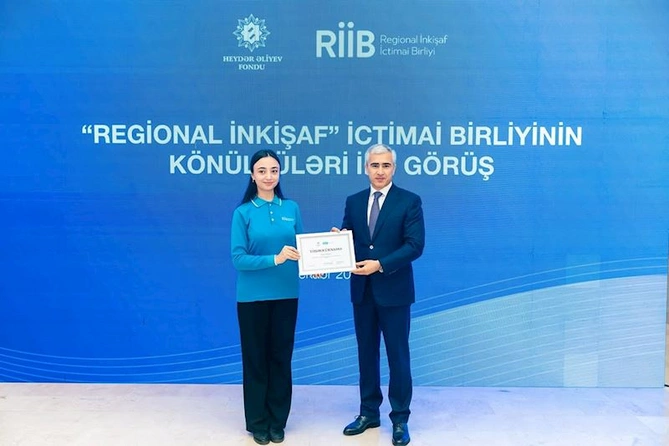 Hacıqabulda RİİB könüllüləri ilə görüş keçirildi — FOTOLAR Hacıqabulda RİİB könüllüləri ilə görüş keçirildi — FOTOLAR