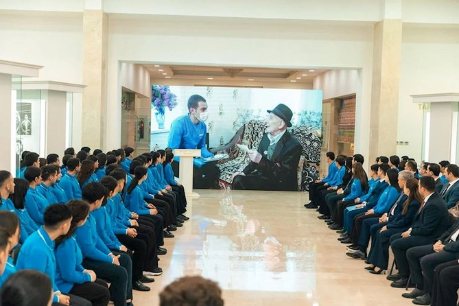 Hacıqabulda RİİB könüllüləri ilə görüş keçirildi — FOTOLAR Hacıqabulda RİİB könüllüləri ilə görüş keçirildi — FOTOLAR