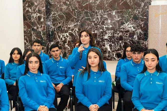 Hacıqabulda RİİB könüllüləri ilə görüş keçirildi — FOTOLAR Hacıqabulda RİİB könüllüləri ilə görüş keçirildi — FOTOLAR