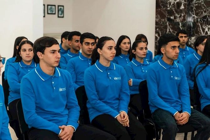 Hacıqabulda RİİB könüllüləri ilə görüş keçirildi — FOTOLAR Hacıqabulda RİİB könüllüləri ilə görüş keçirildi — FOTOLAR