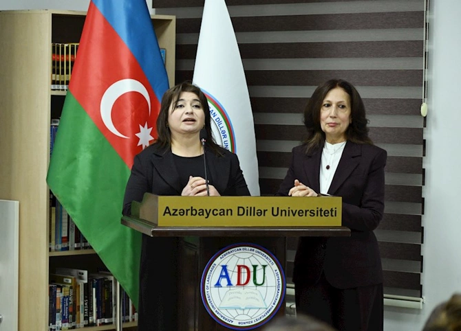 Prezident ailəsi “Azərbaycan dili” platformasının təqdimat mərasimində — FOTOLAR Prezident ailəsi “Azərbaycan dili” platformasının təqdimat mərasimində — FOTOLAR