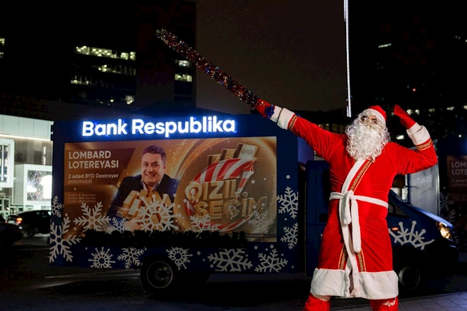 Şaxta Baba da Bank Respublika-dan hədiyyə qazanmağa tələsir — FOTOLAR