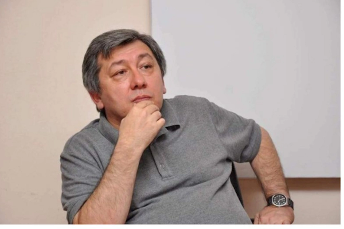 Altay Göyüşovun məhkəməsi başlayıb