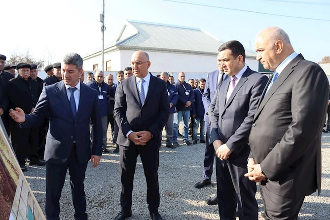 Saatlının Mollavazlı və Bəylər kəndləri içməli su ilə təmin olunub — FOTOLAR Saatlının Mollavazlı və Bəylər kəndləri içməli su ilə təmin olunub — FOTOLAR
