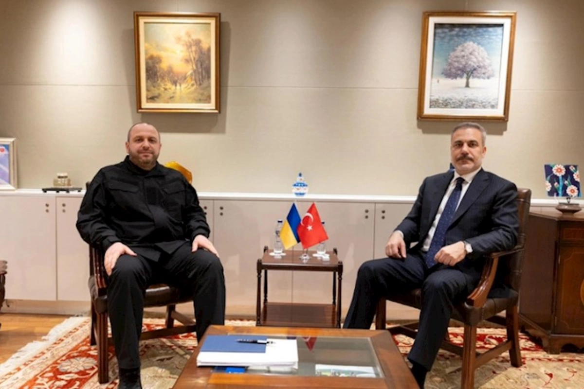 Hakan Fidan Brüsseldə Rüstəm Umerovla görüşüb
