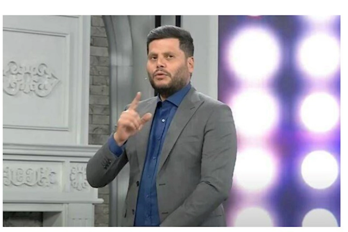 Evdə anası, bacısı da... — Zaur Kamal