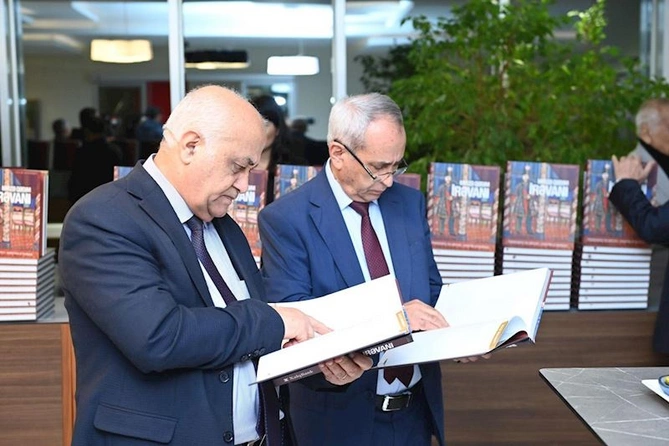 Mirzə Qədim İrəvani “Xalq Əmanəti” layihəsinin 26-cı nəşrində — FOTOLAR