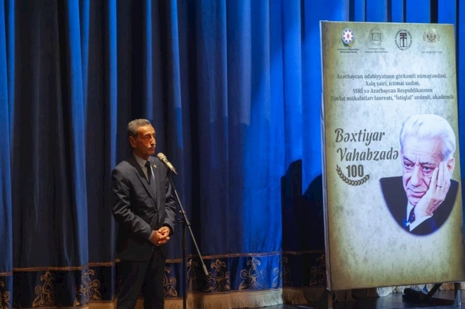 Şəki teatrı “Dar ağacı” tamaşası ilə paytaxt sənətsevərlərinin qonağı olub — FOTOLAR